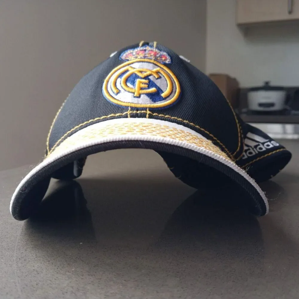 Adidas Real Madrid Navy Blue & White S/M Cap Hat